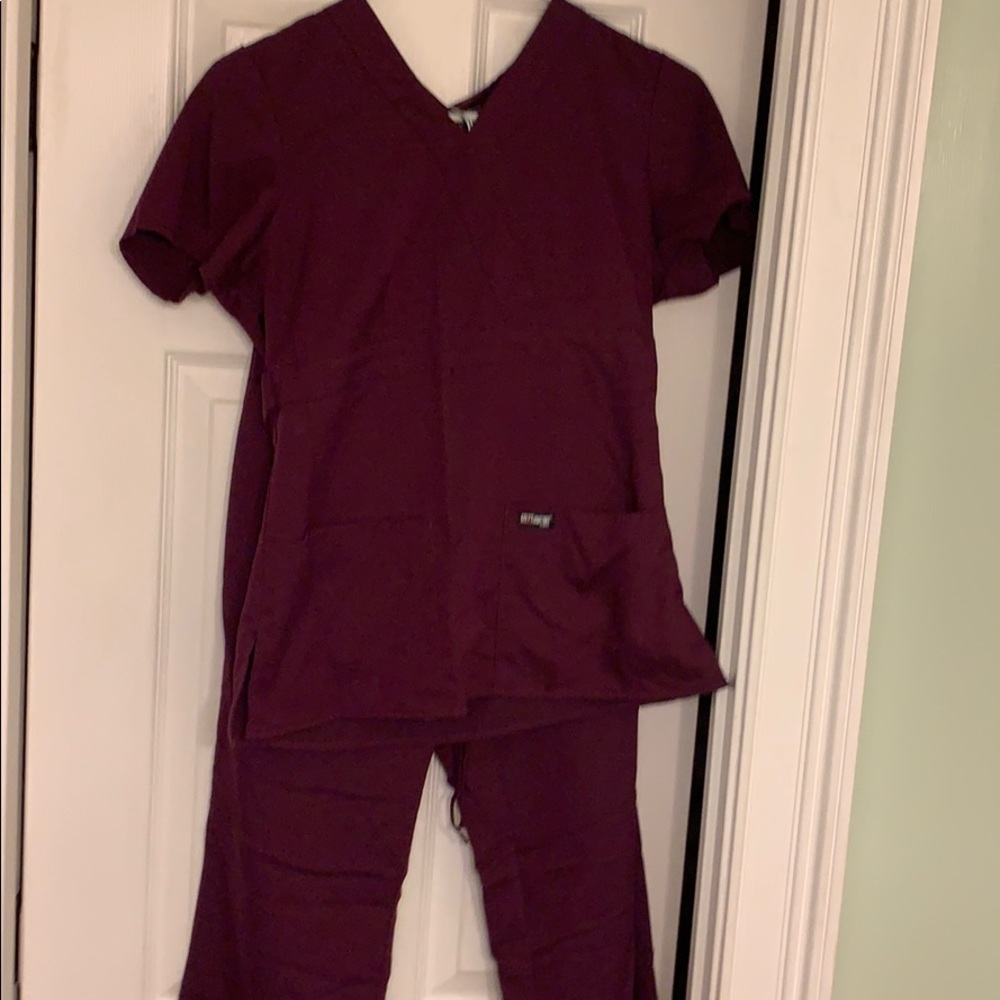 Wine colored greys anatomy scrub set